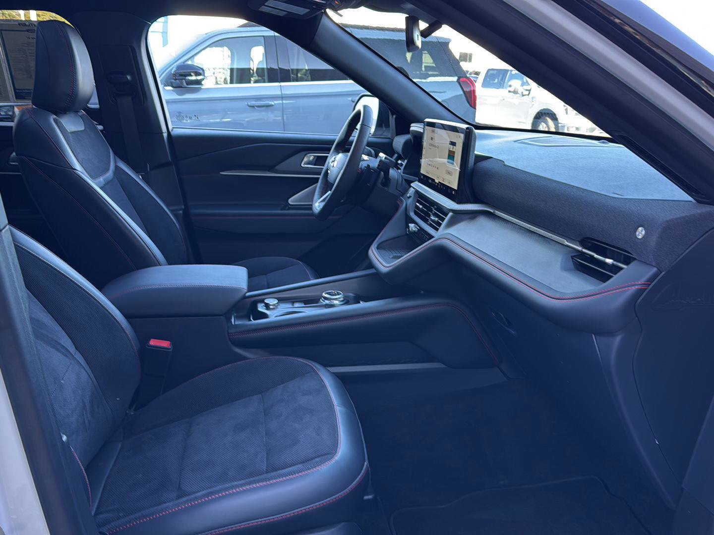 Certified 2025 Ford Explorer ST w/ Sun And Sound Package image 10