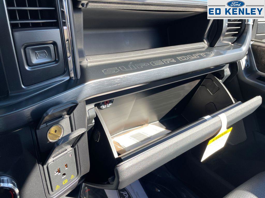 New 2026 Ford F350 Lariat image 18