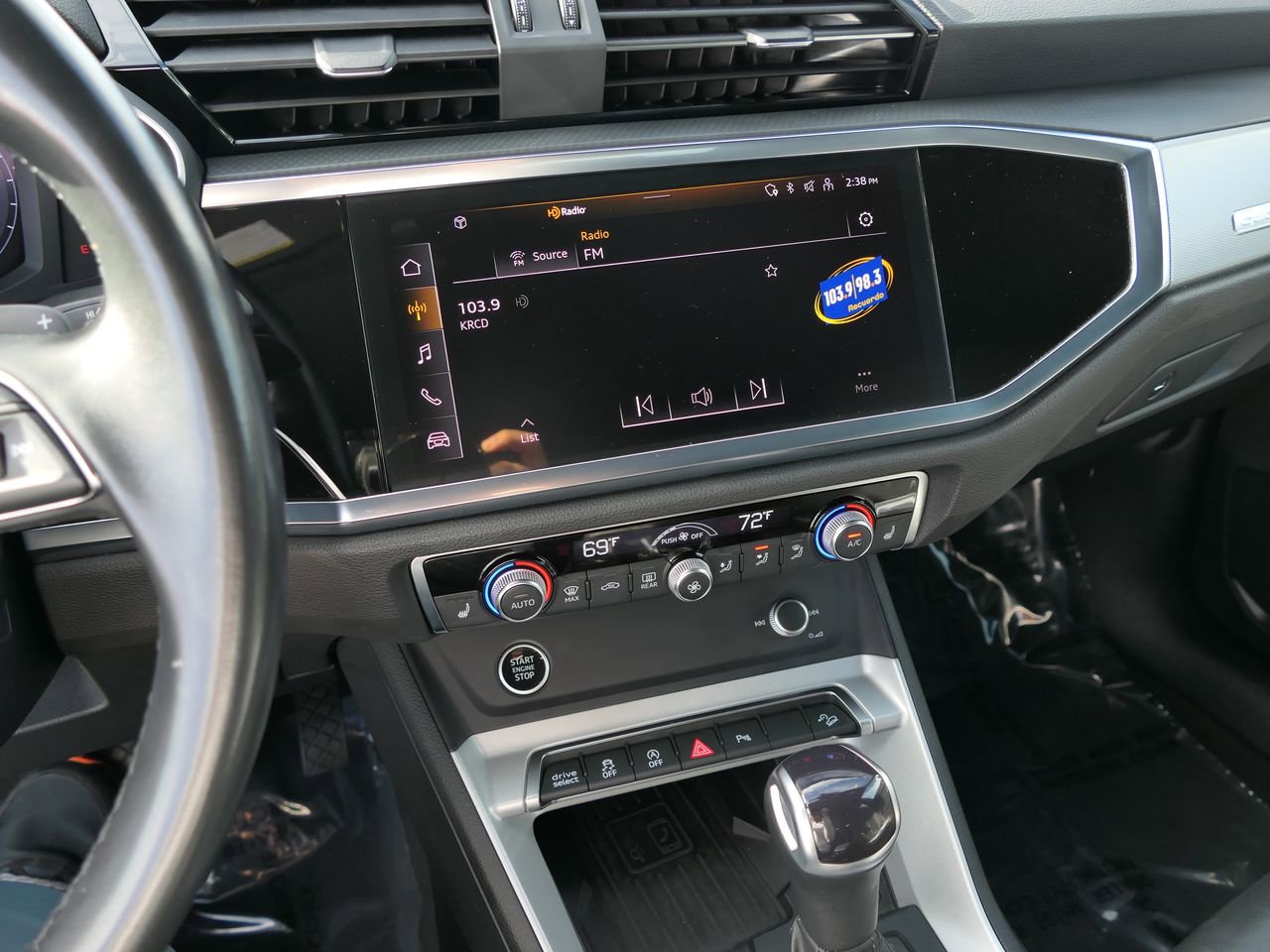 Used 2024 Audi Q3 2.0T Premium image 18