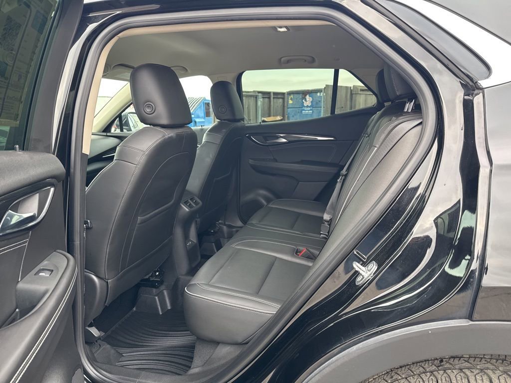 Used 2021 Buick Envision Essence image 33