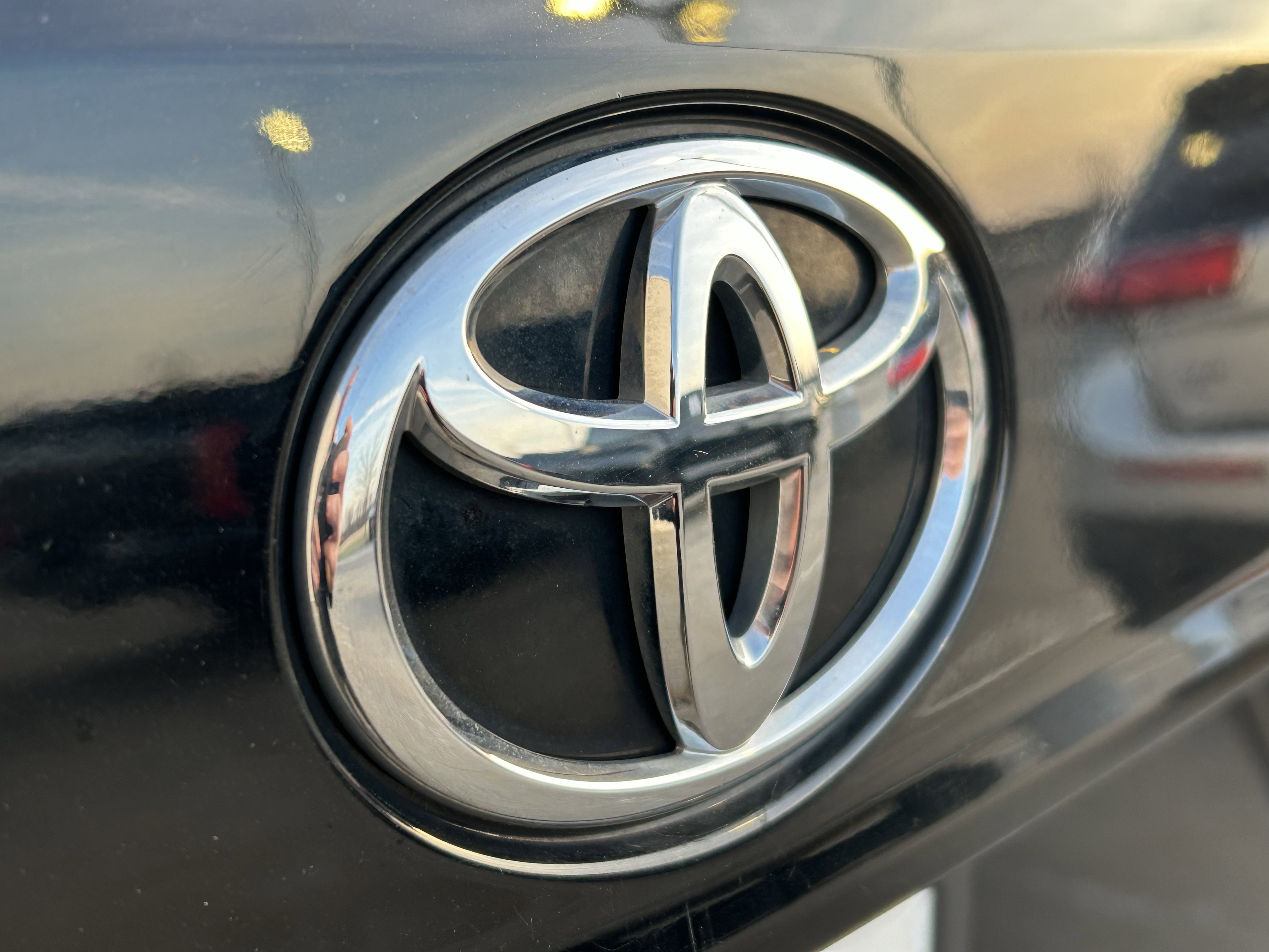 Used 2023 Toyota Highlander XLE image 7