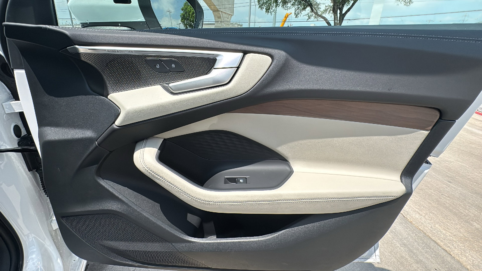 Used 2025 Audi A5 2.0T Premium Plus w/ Premium Plus AWD/4WD image 30