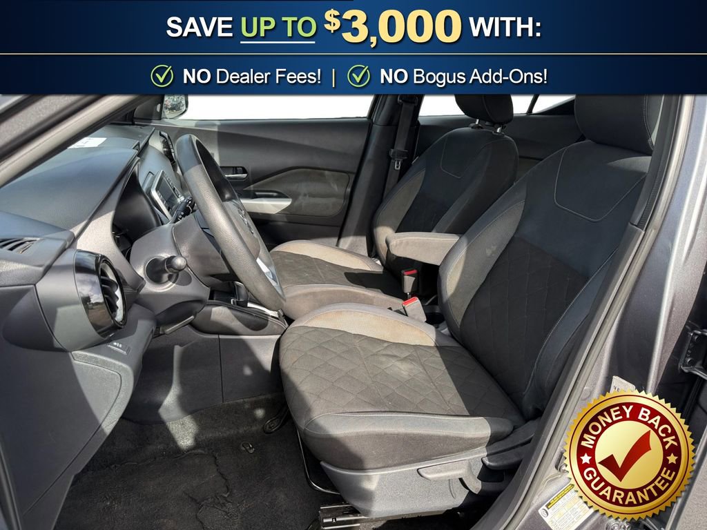 Used 2019 Nissan Kicks SV image 14