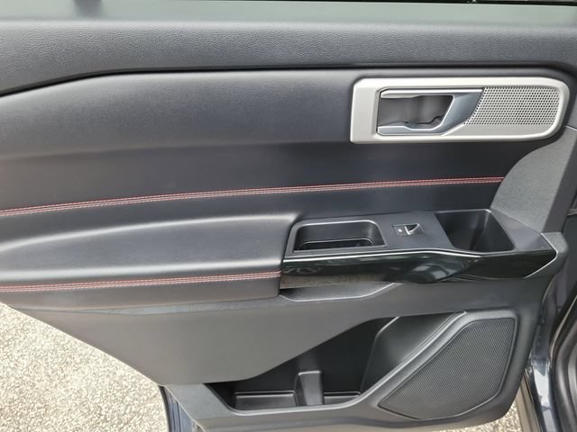 Used 2022 Ford Explorer ST-Line RWD image 15