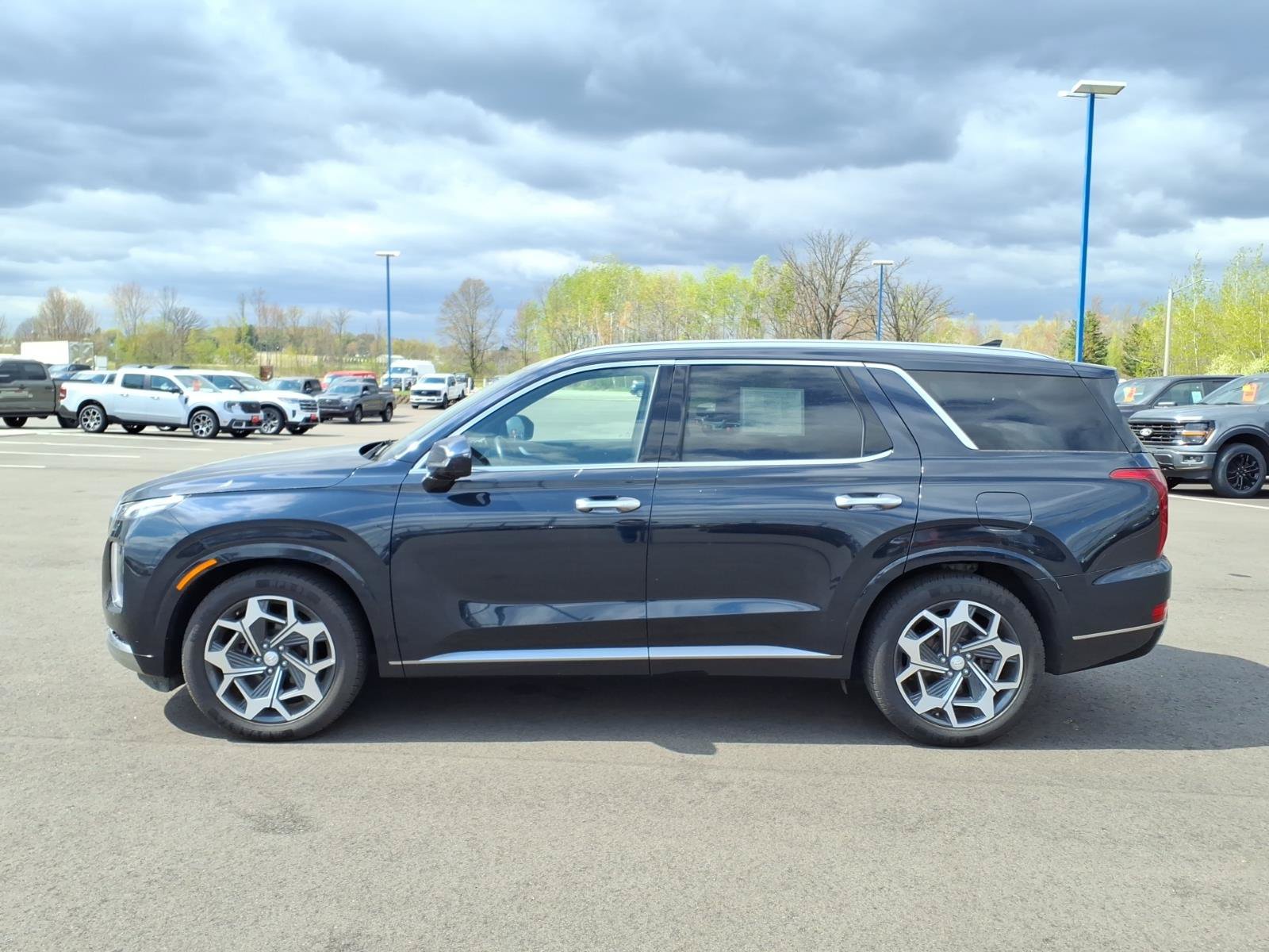 Used 2022 Hyundai Palisade Calligraphy AWD/4WD image 2