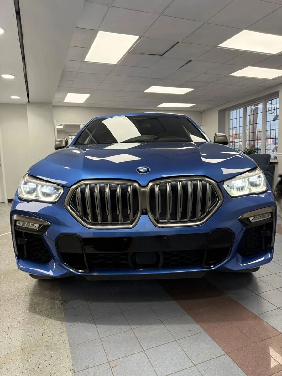Used 2020 BMW X6 M50i AWD/4WD image 2