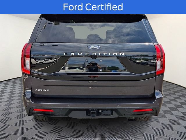 Certified 2025 Ford Expedition Active AWD/4WD image 5