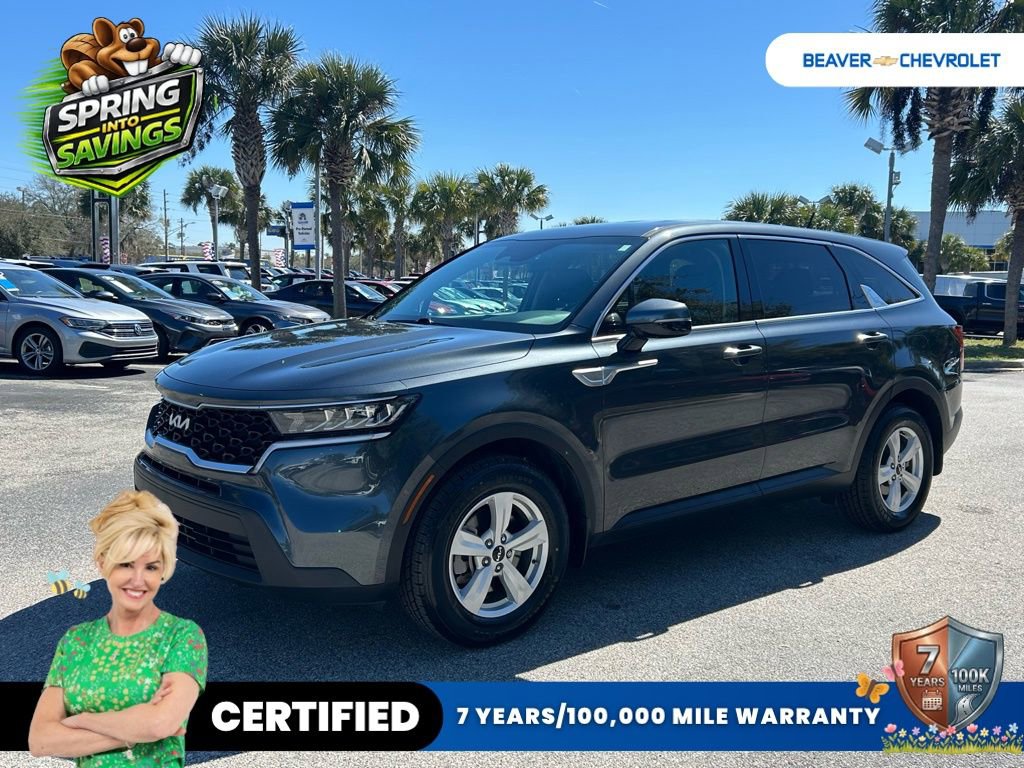 Used 2023 Kia Sorento LX image 1