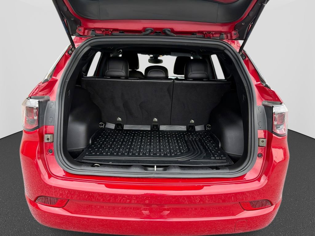Used 2022 Jeep Compass Limited AWD/4WD image 35
