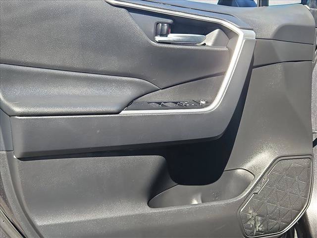 Used 2025 Toyota RAV4 XLE w/ Weather Package FWD image 10