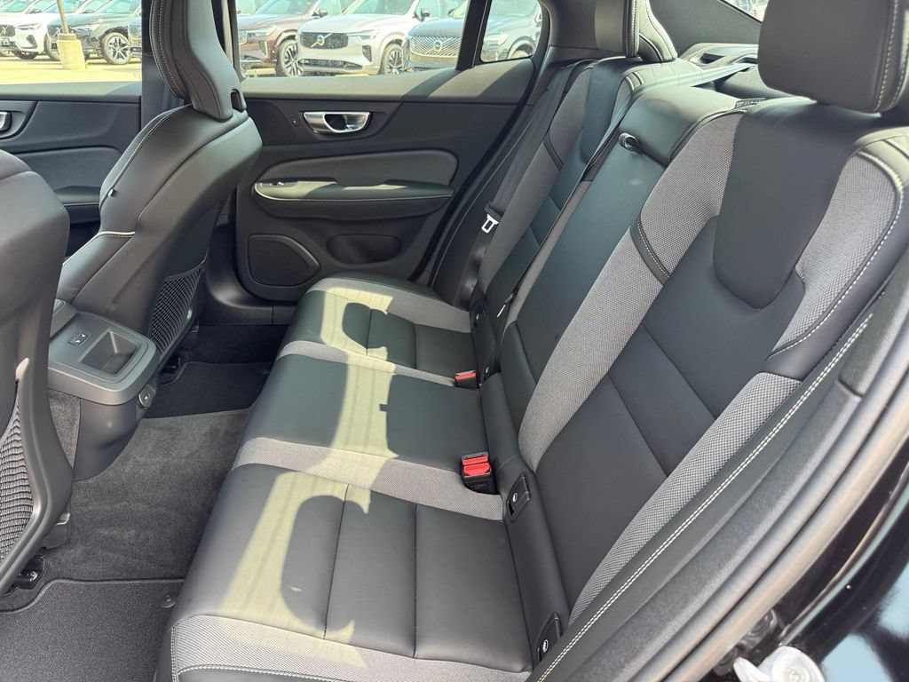 Certified 2024 Volvo S60 B5 Plus w/ Climate Package AWD/4WD image 8