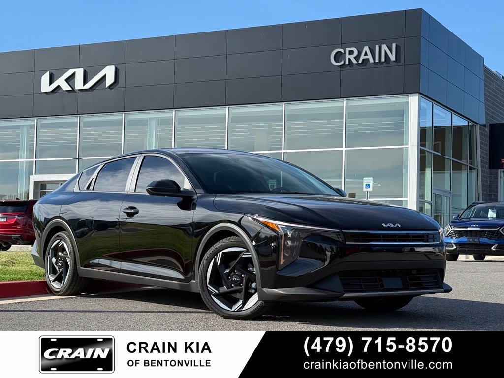 Certified 2025 Kia K4 EX FWD image 1