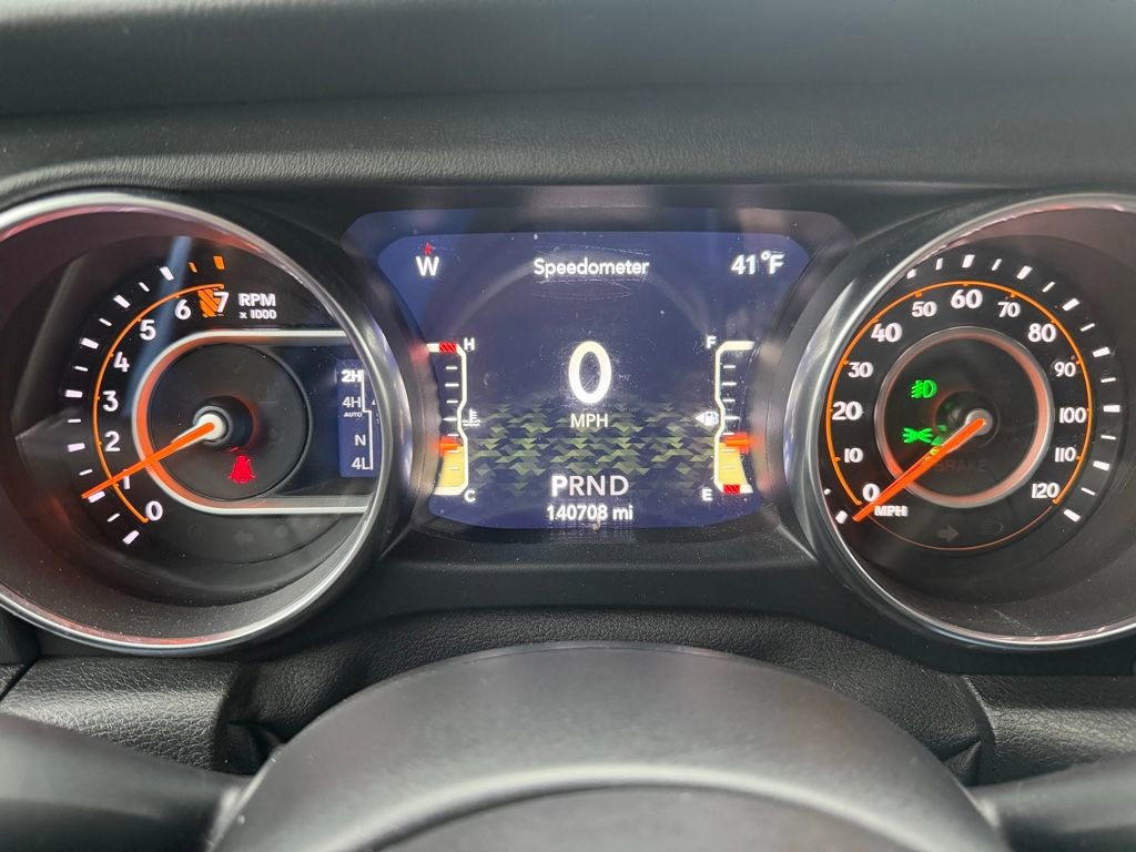 Used 2019 Jeep Wrangler Unlimited Sahara AWD/4WD image 5
