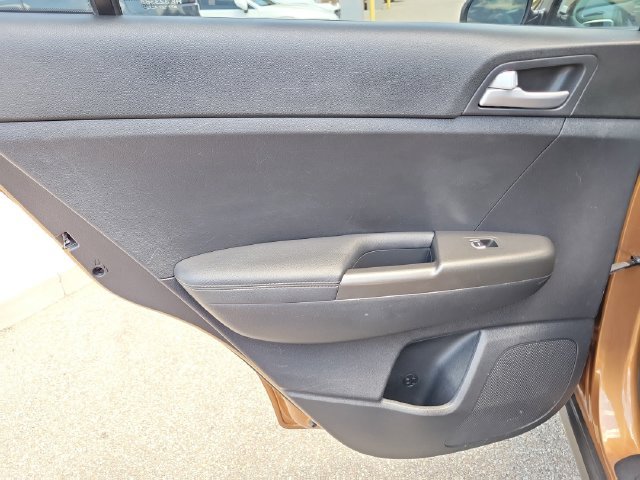Used 2019 Kia Sportage LX FWD image 15