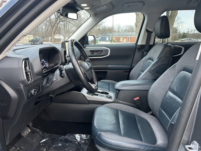 Used 2022 Ford Bronco Sport Outer Banks w/ Tech Package AWD/4WD image 17