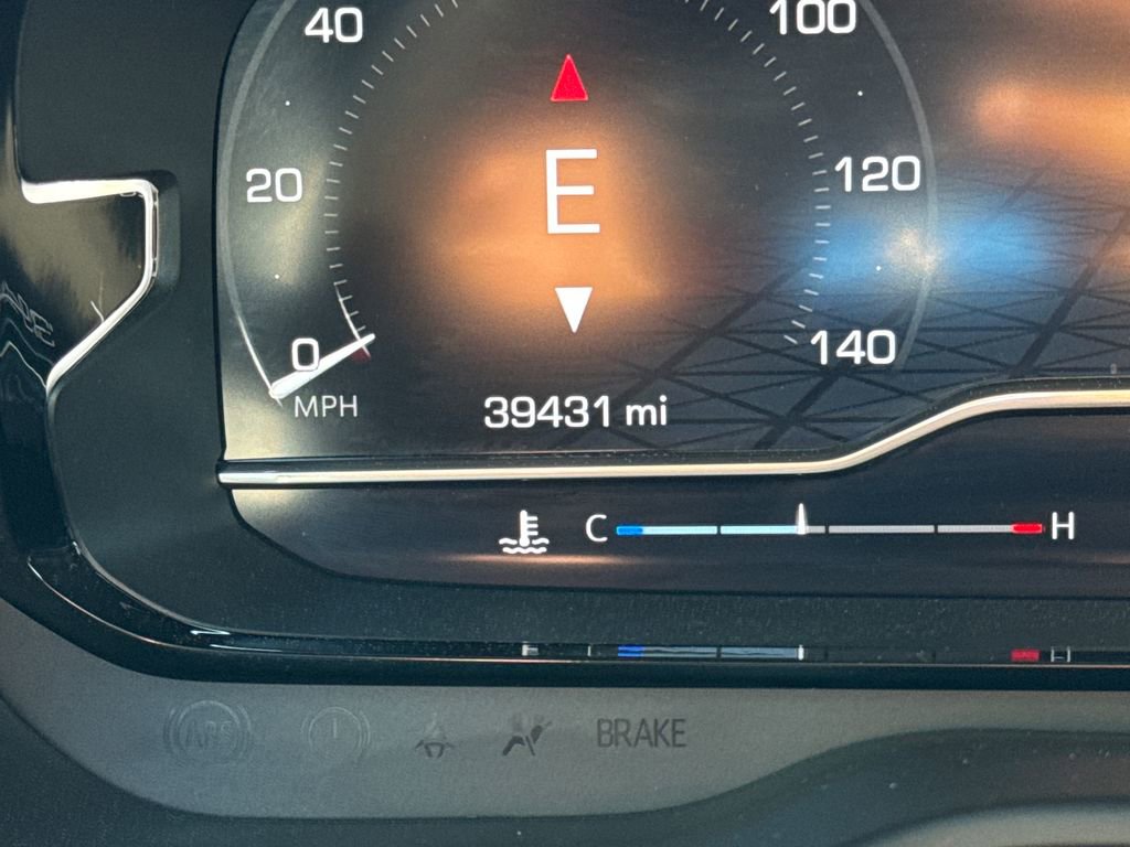 Used 2023 GMC Yukon XL Denali w/ Max Trailering Package image 8