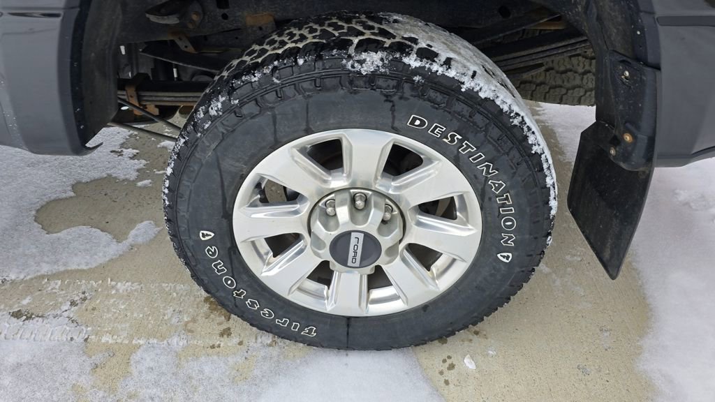 Used 2018 Ford F350 Platinum w/ Platinum Ultimate Package AWD/4WD image 7
