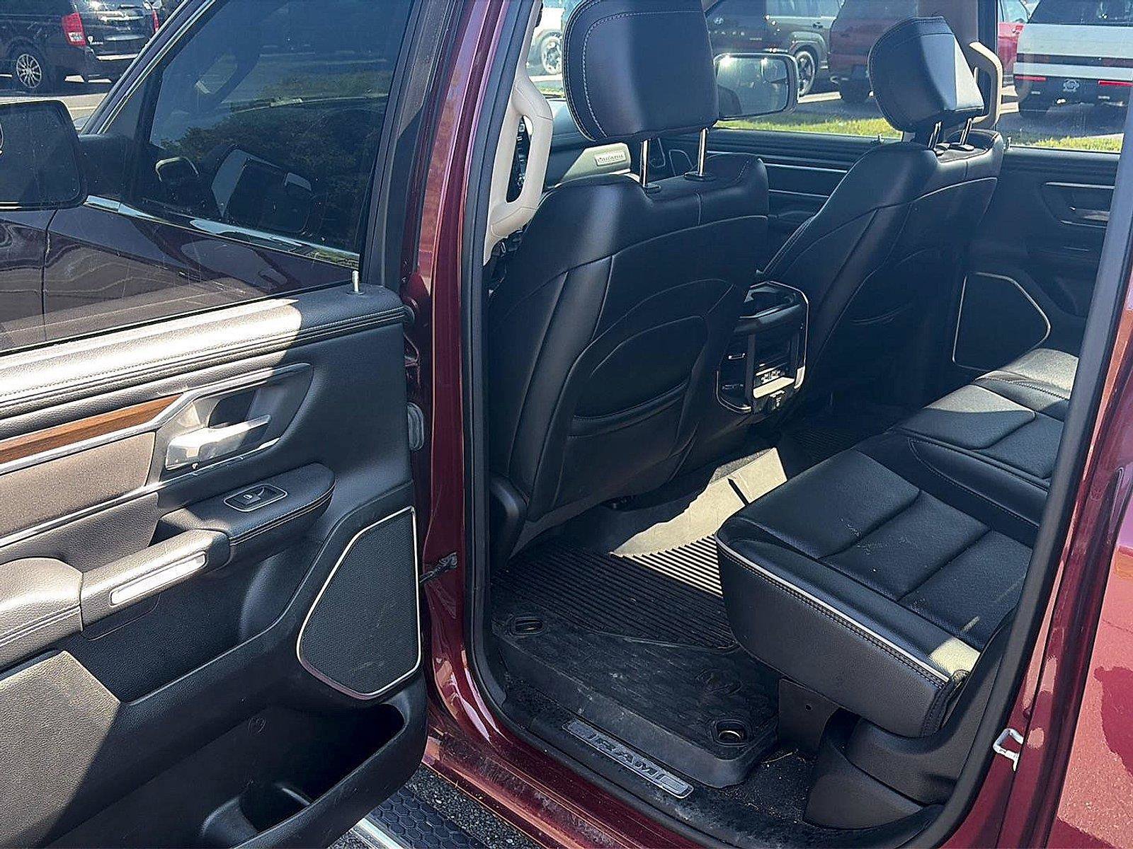 Used 2021 RAM 1500 Laramie w/ Advanced Safety Group AWD/4WD image 10
