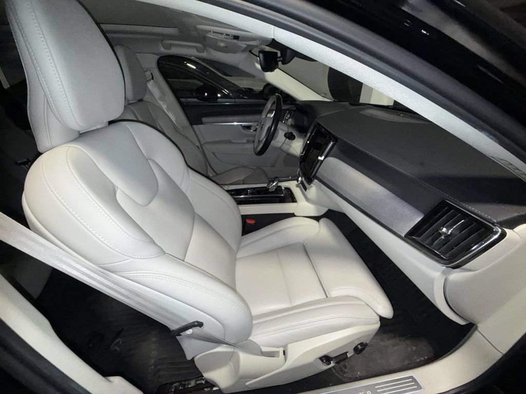 Used 2025 Volvo S90 B6 Ultra AWD/4WD image 5