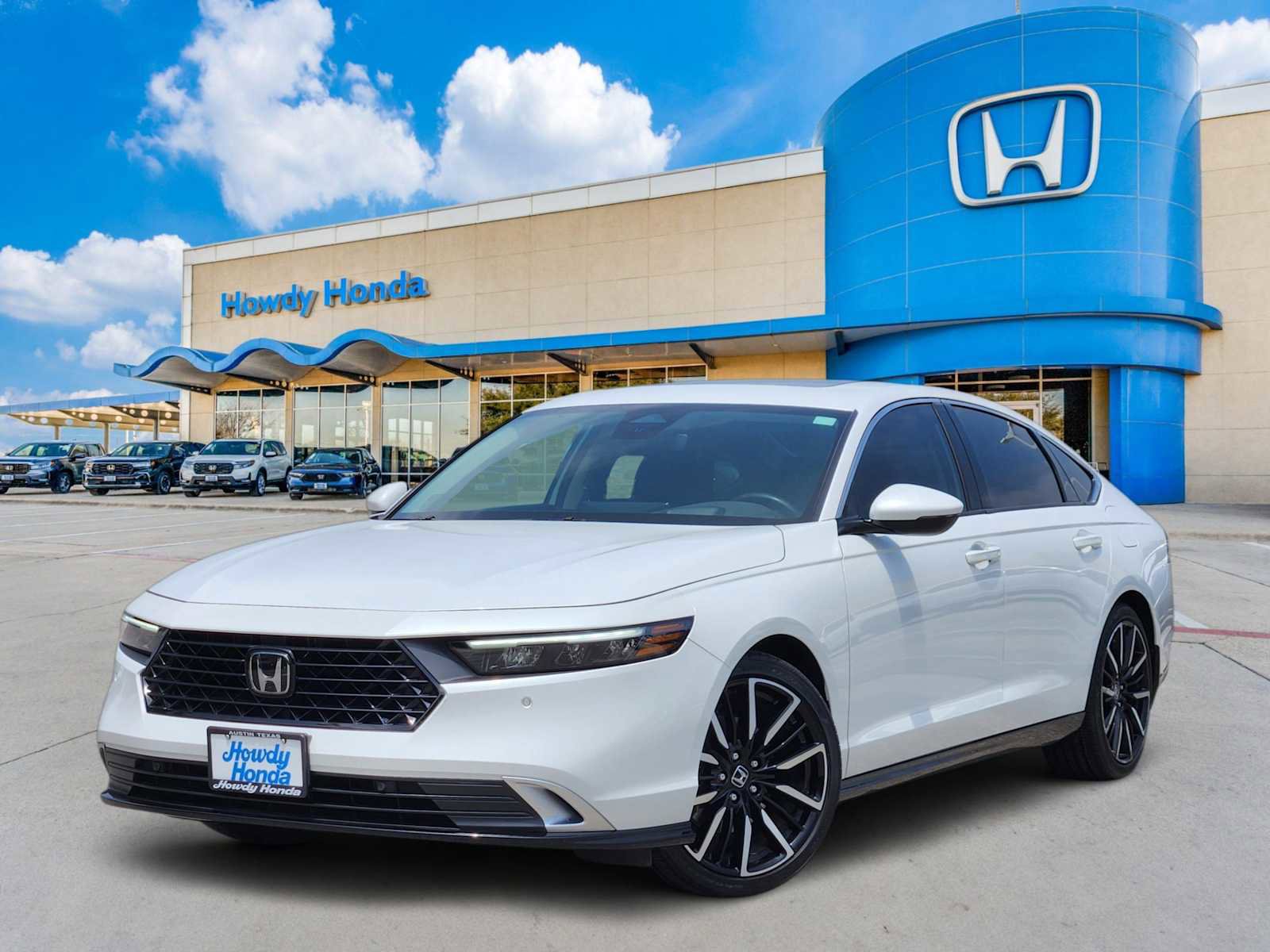 Certified 2023 Honda Accord Touring image 1