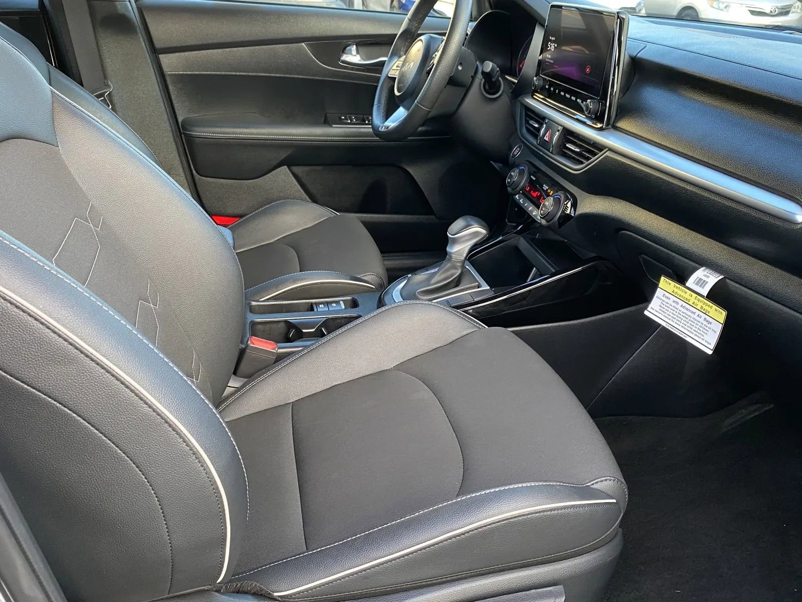 Used 2024 Kia Forte GT-Line image 6