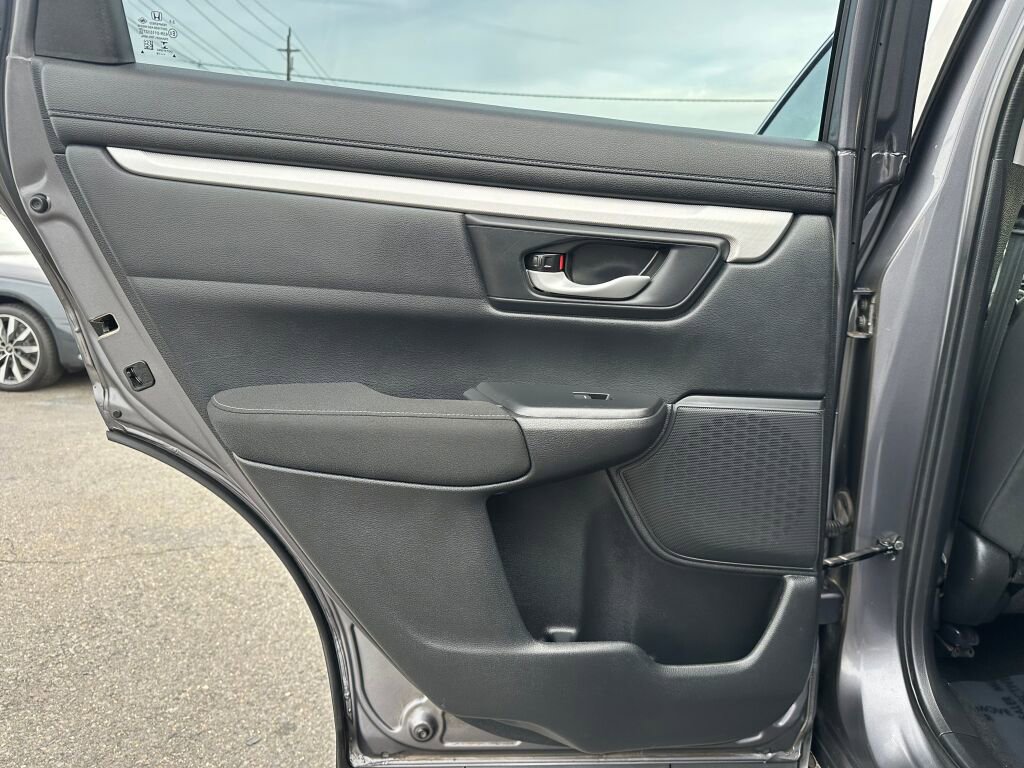 Used 2018 Honda CR-V LX image 20