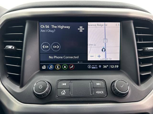 Used 2023 GMC Acadia SLT image 7