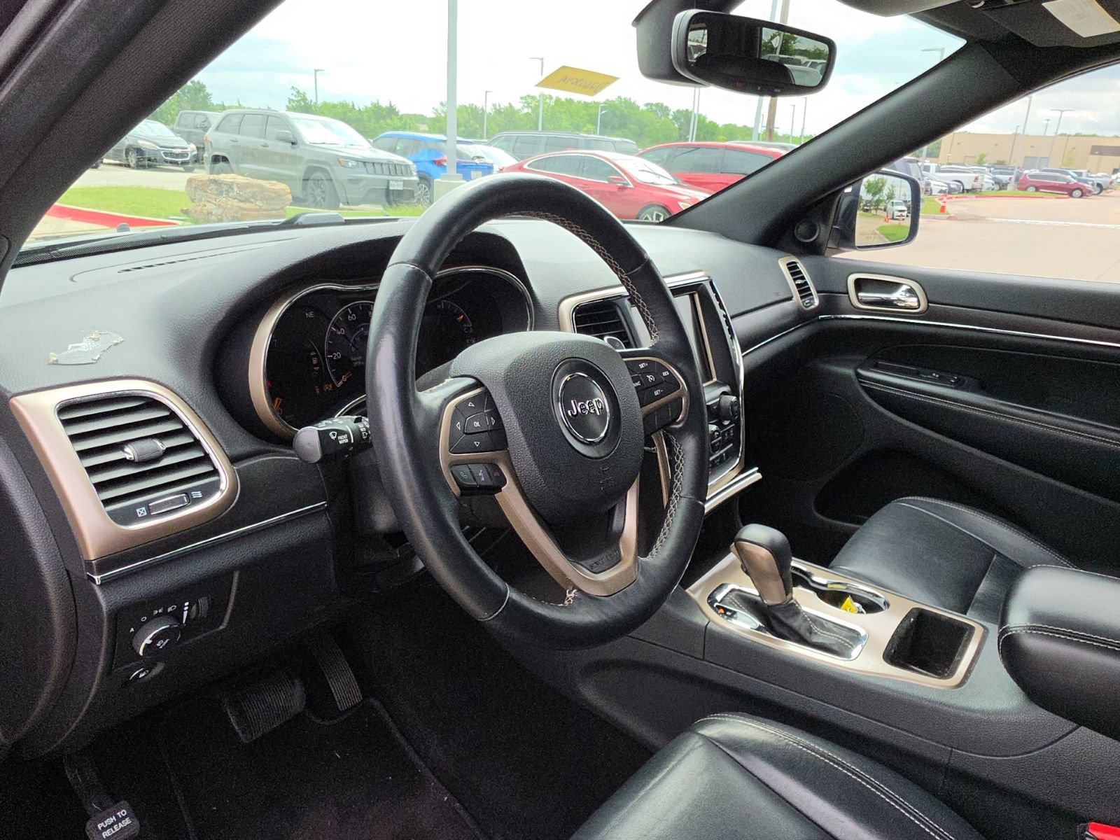 Used 2017 Jeep Grand Cherokee Limited RWD image 11