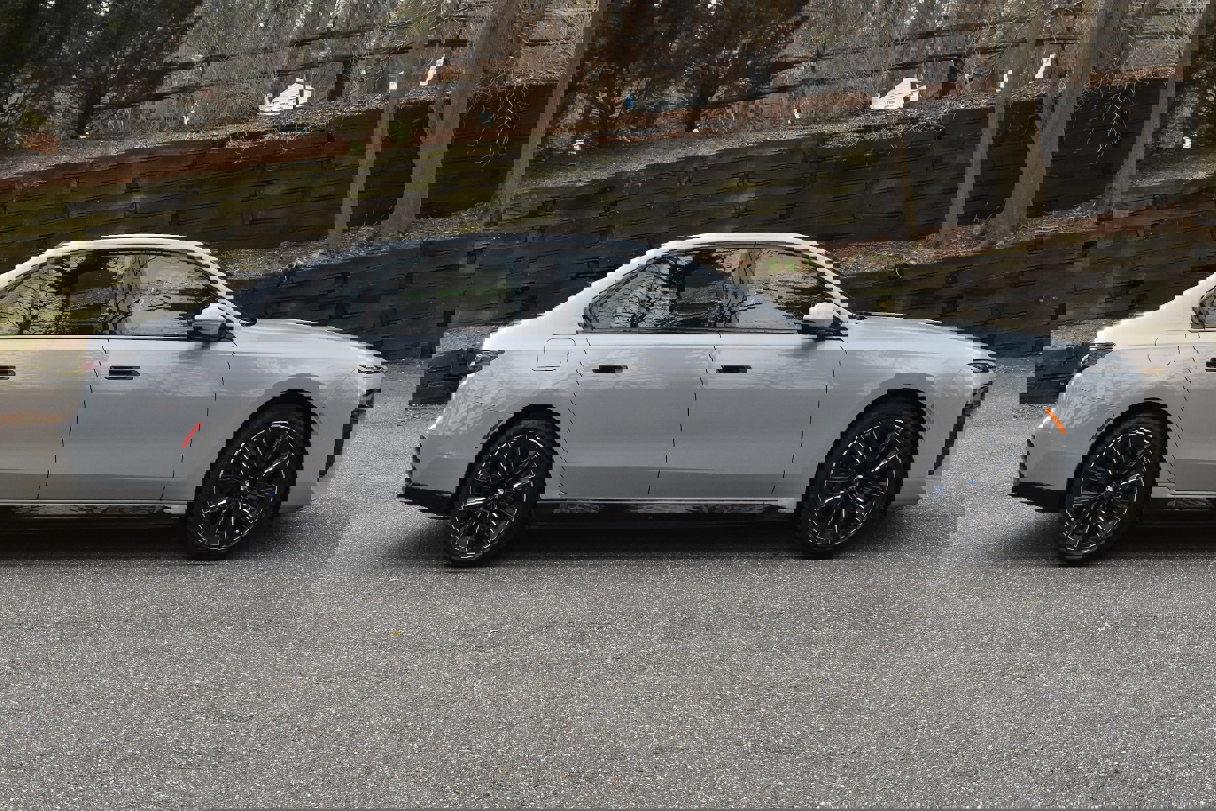 Used 2023 BMW i7 xDrive60 image 9