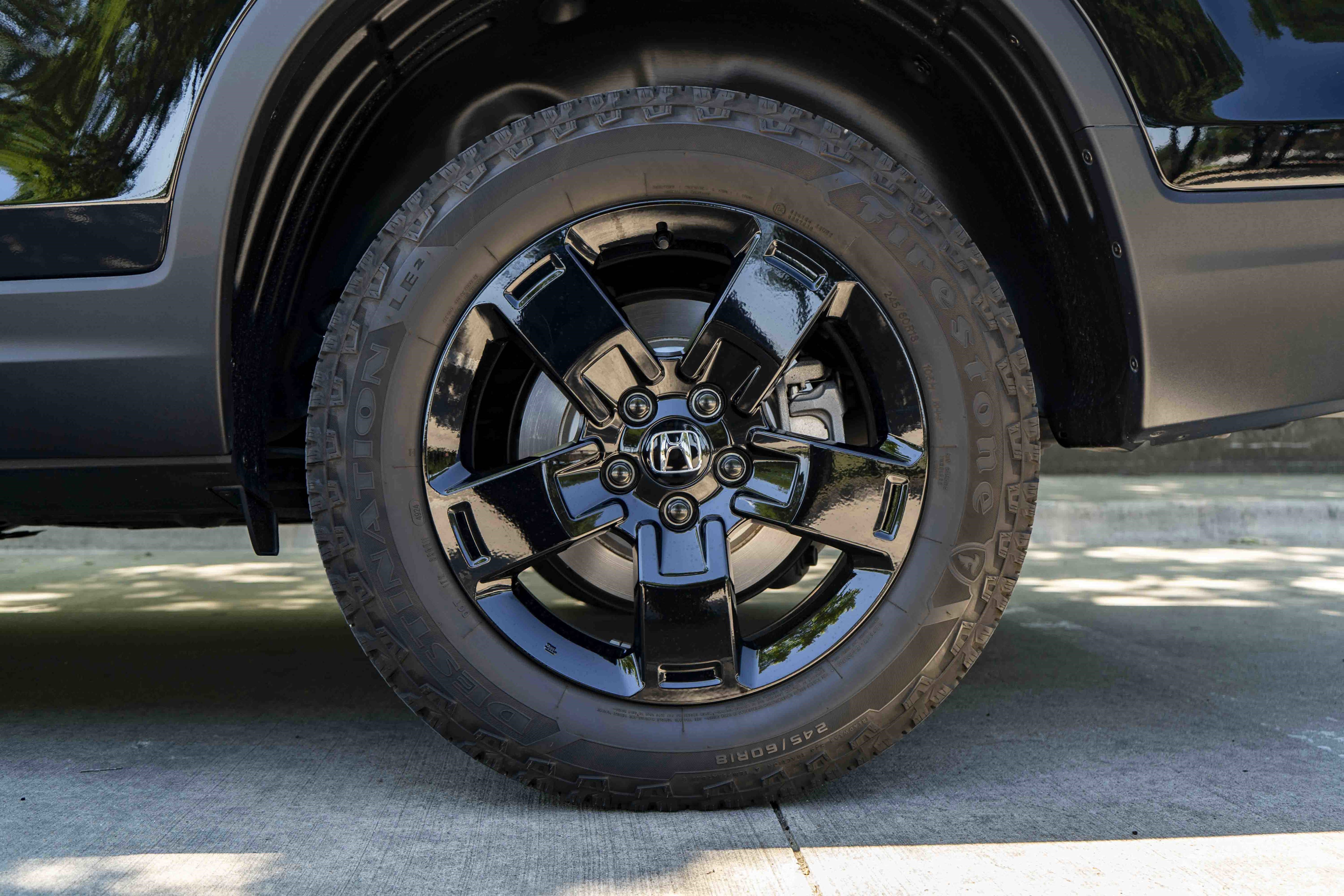 Used 2025 Honda Ridgeline Black Edition image 15