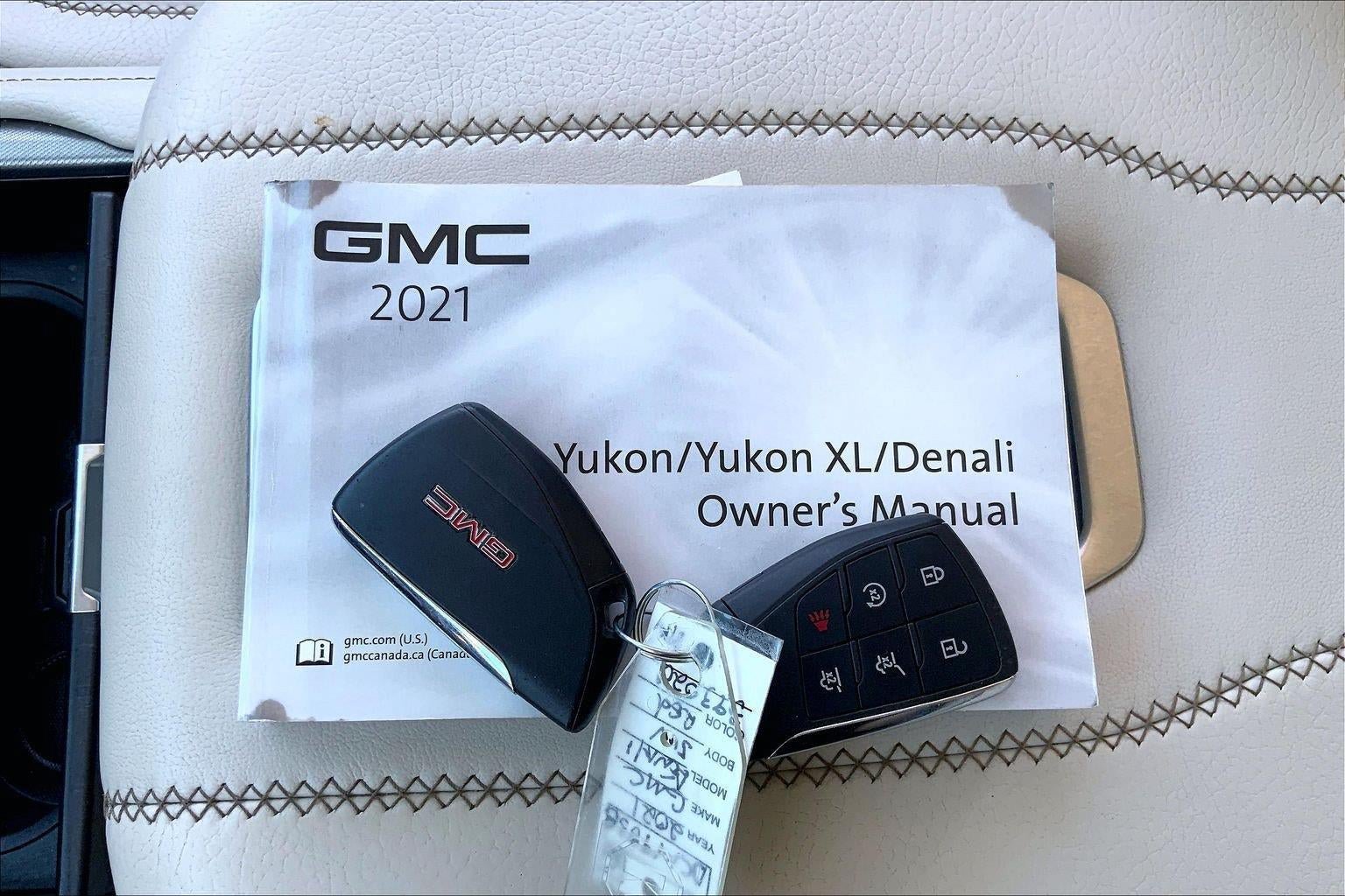 Used 2021 GMC Yukon Denali AWD/4WD image 12