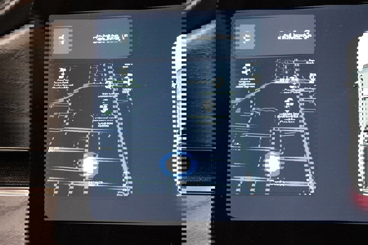 Used 2023 Rivian R1T Adventure image 35