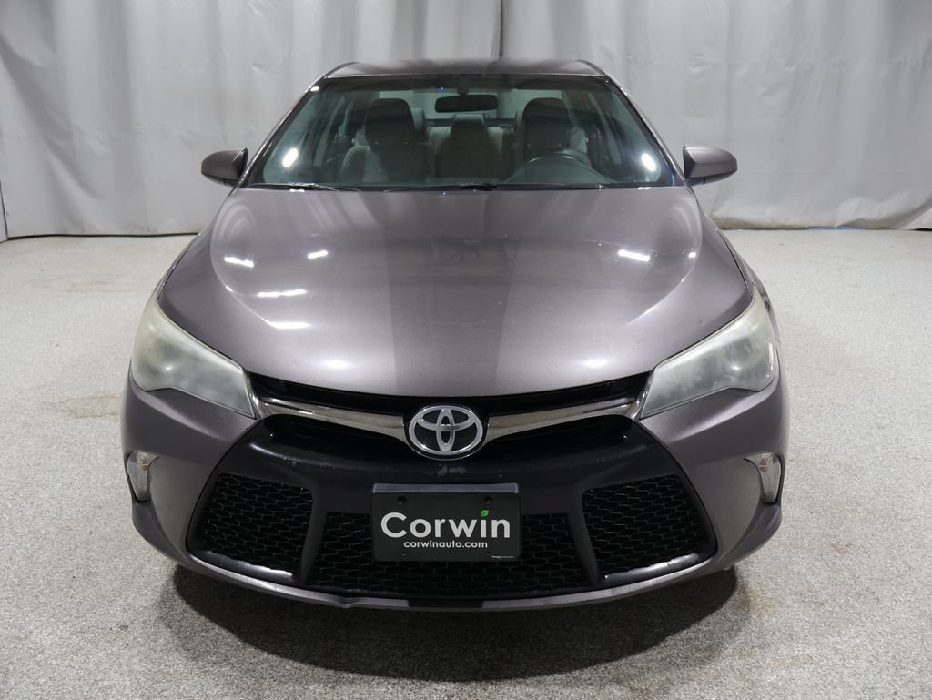 Used 2015 Toyota Camry SE FWD image 7