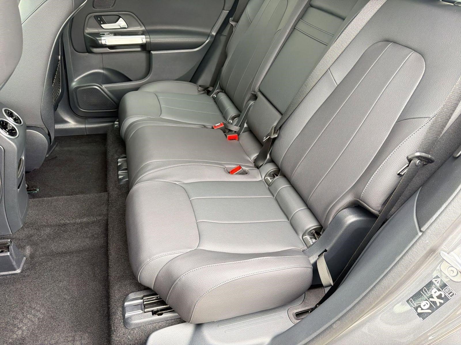 Certified 2026 Mercedes-Benz GLB 250 4MATIC image 15