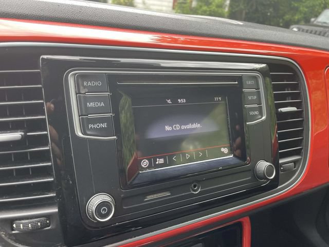 Used 2017 Volkswagen Beetle 1.8T S FWD image 22