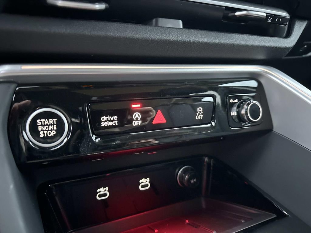 New 2025 Audi Q5 Premium image 21