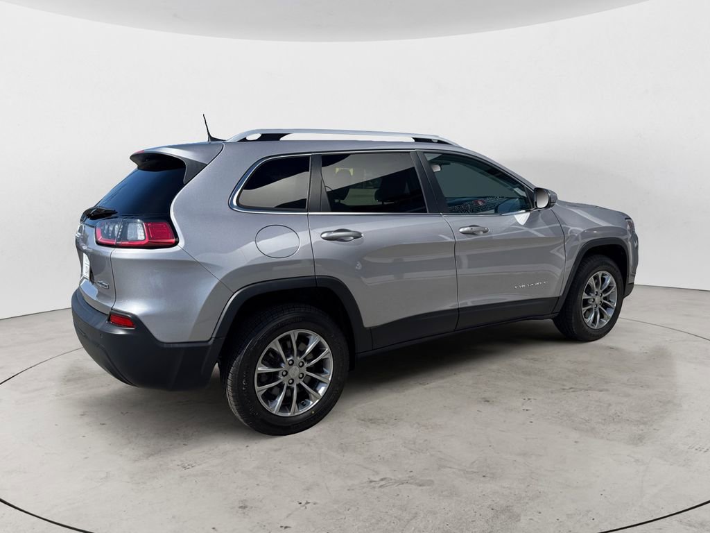 Used 2020 Jeep Cherokee Latitude Plus w/ Cold Weather Group AWD/4WD image 7