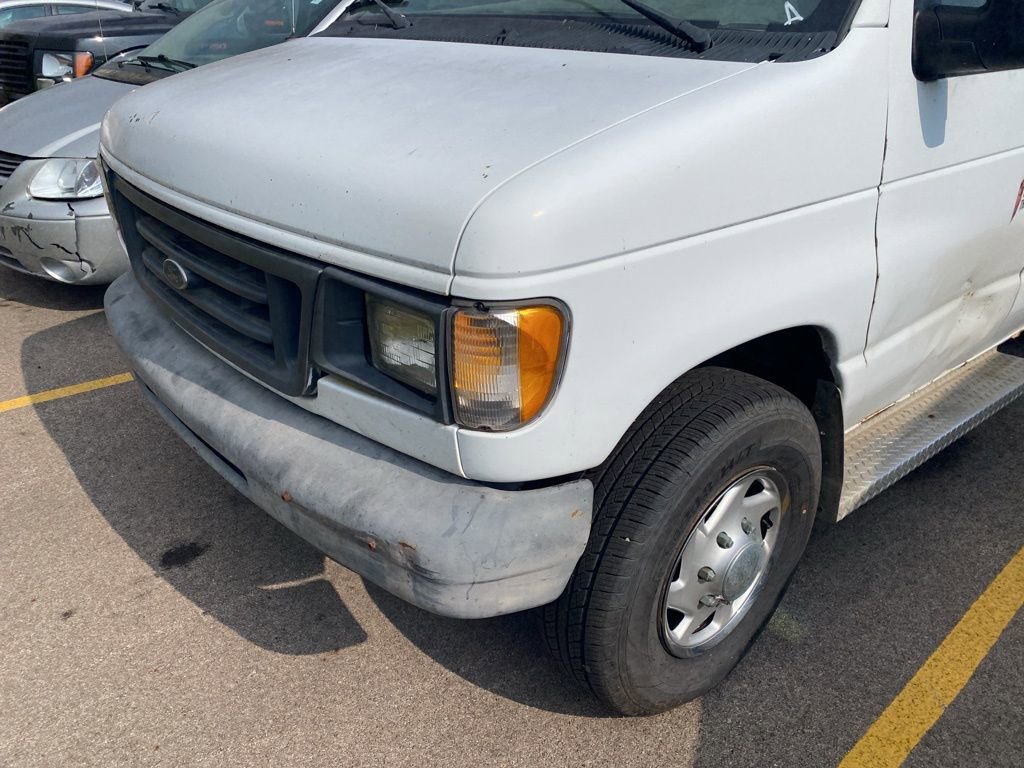 Used 2003 Ford E-250 and Econoline 250 image 22