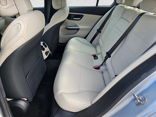 Used 2025 Mercedes-Benz C 300 Sedan image 15
