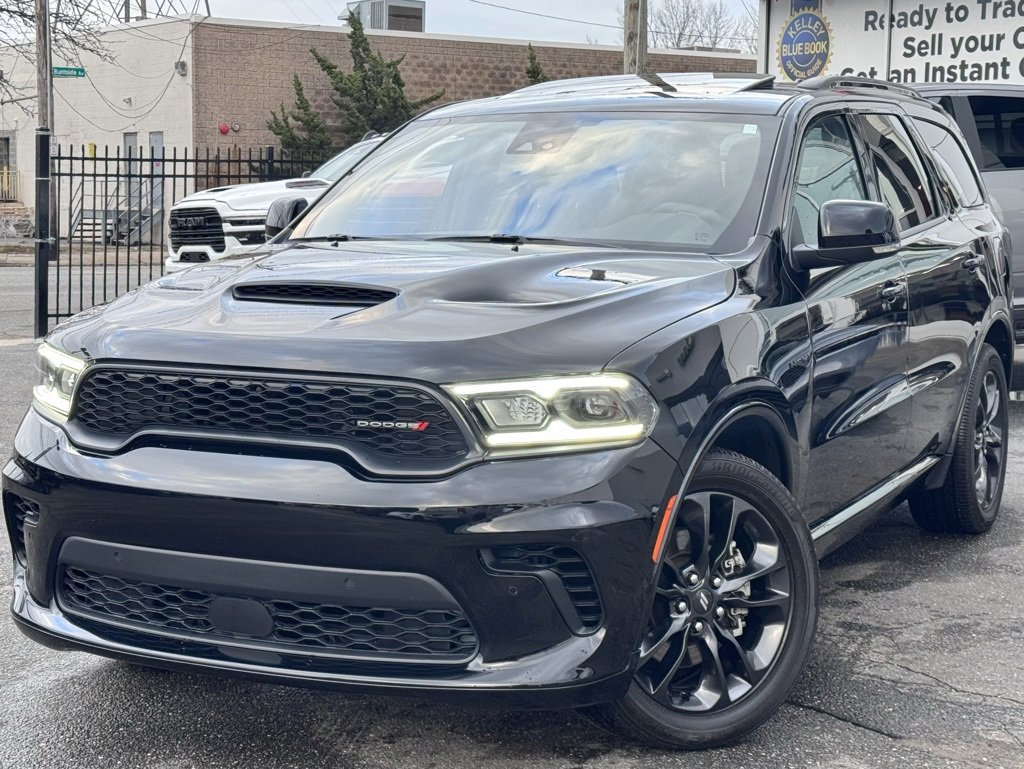 Certified 2024 Dodge Durango R/T image 3