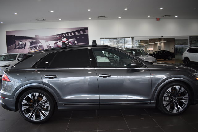 Certified 2025 Audi Q8 Premium Plus w/ Premium Plus Package AWD/4WD image 11