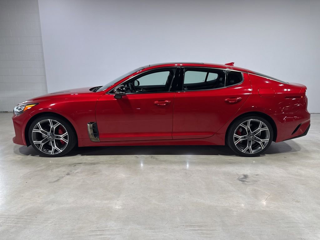 Used 2020 Kia Stinger GT2 AWD/4WD image 4