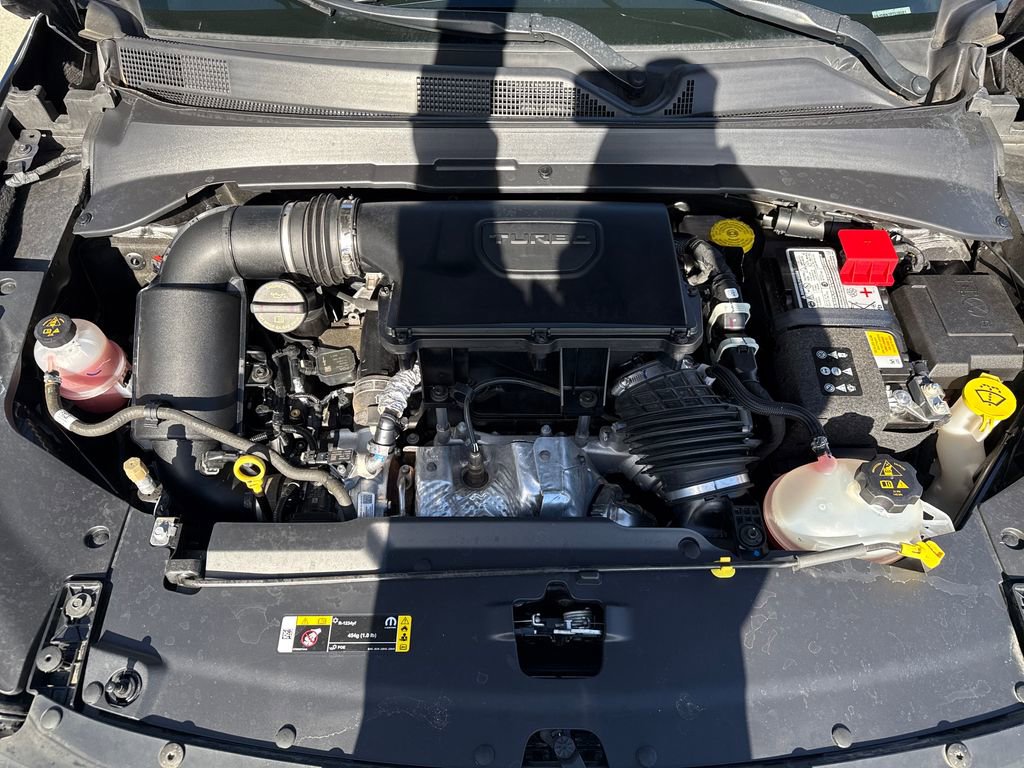 Used 2023 Jeep Compass Latitude image 25