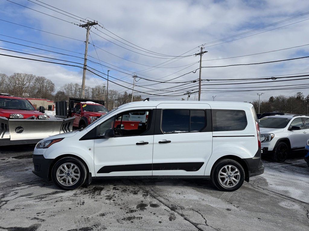 Certified 2022 Ford Transit Connect XL image 3