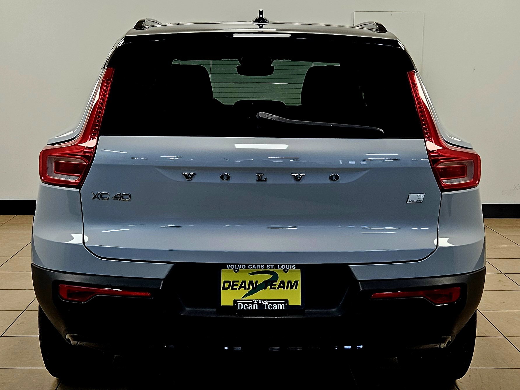 Used 2021 Volvo XC40 P8 Recharge w/ Advanced Package image 7