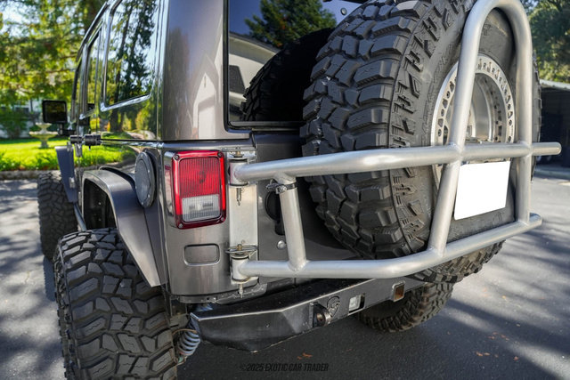 Used 2016 Jeep Wrangler Unlimited Rubicon w/ Connectivity Group image 60