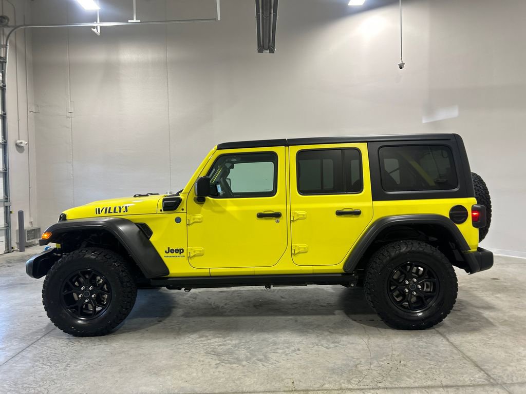 Used 2024 Jeep Wrangler Unlimited AWD/4WD image 9