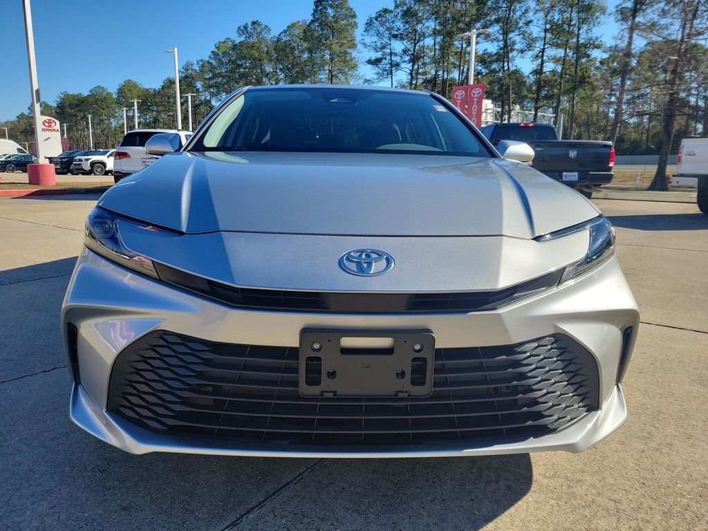 Certified 2025 Toyota Camry LE image 4