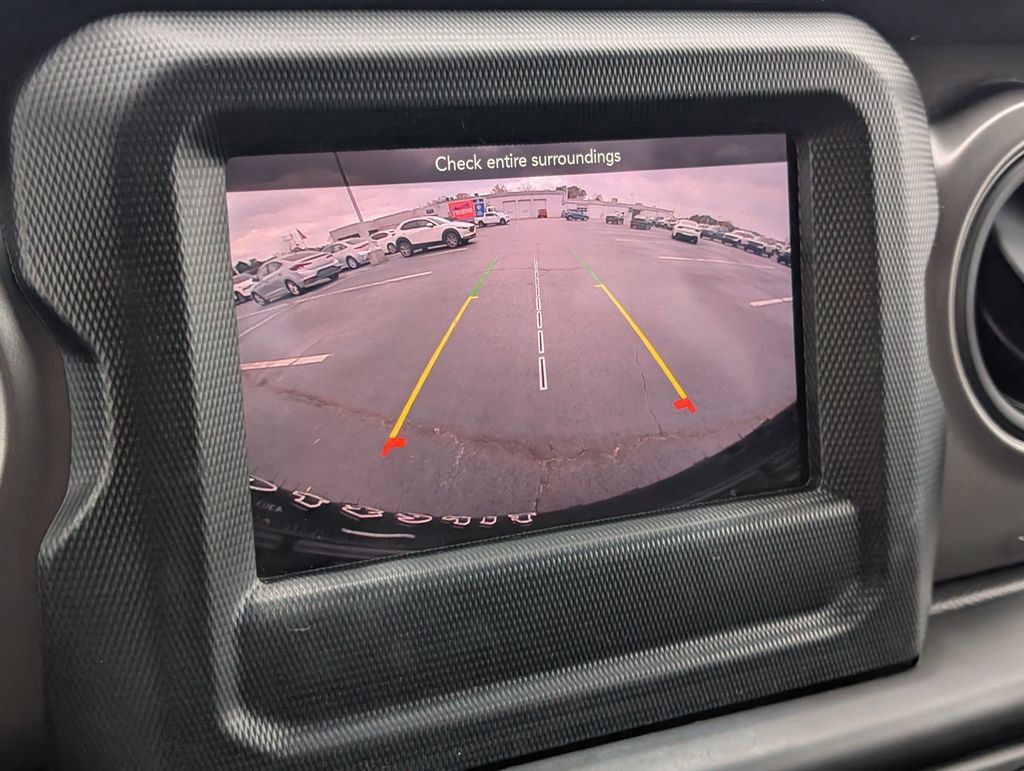 Used 2023 Jeep Wrangler Unlimited w/ Cold Weather Group image 20