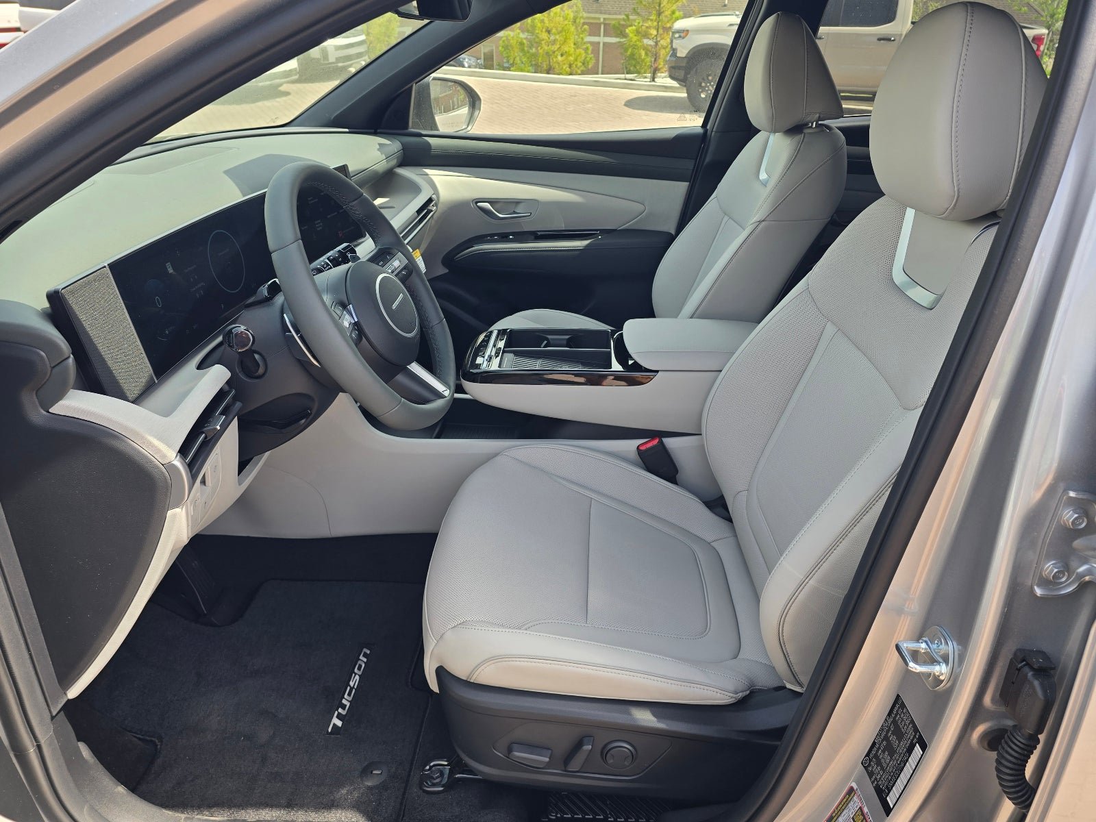 New 2026 Hyundai Tucson Limited FWD image 11